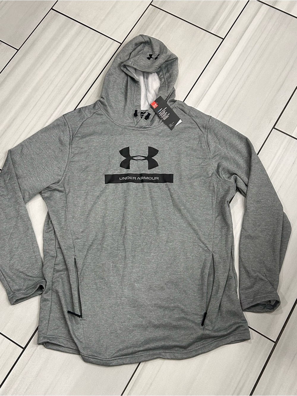 NWT Men's UNDER ARMOUR Coldgear Fleece Big Logo Graphic Hoodie Gray - 2XL